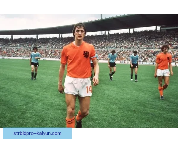 贝肯鲍尔风格引领现代足球革命,技术与战术的完美结合逐渐成为主流趋势 贝肯鲍尔风格引领现代足球革命,技术与战术的完美结合逐渐成为主流趋势