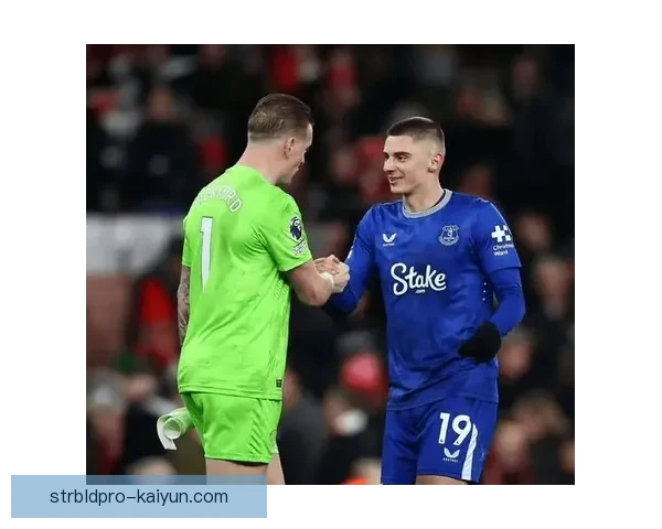 格纳布里在本赛季展现出独特的盘带风格，表现稳健引发关注